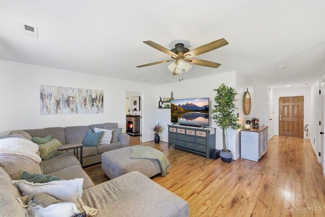 1194 Bugle Bluff Court, Lebanon, OH 45036