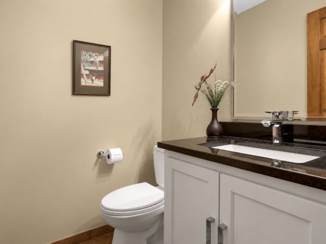 14985 Ironwood Court, Eden Prairie, MN 55346