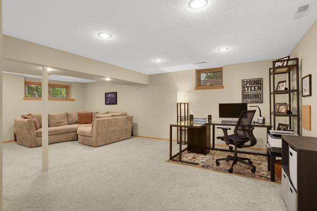 14985 Ironwood Court, Eden Prairie, MN 55346