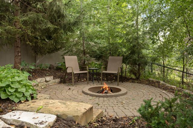 14985 Ironwood Court, Eden Prairie, MN 55346