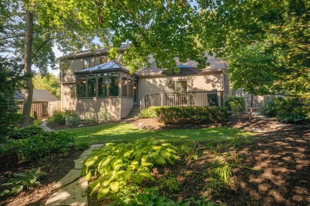 14985 Ironwood Court, Eden Prairie, MN 55346