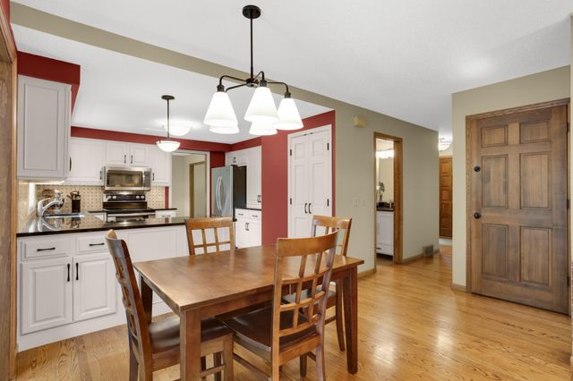 14985 Ironwood Court, Eden Prairie, MN 55346