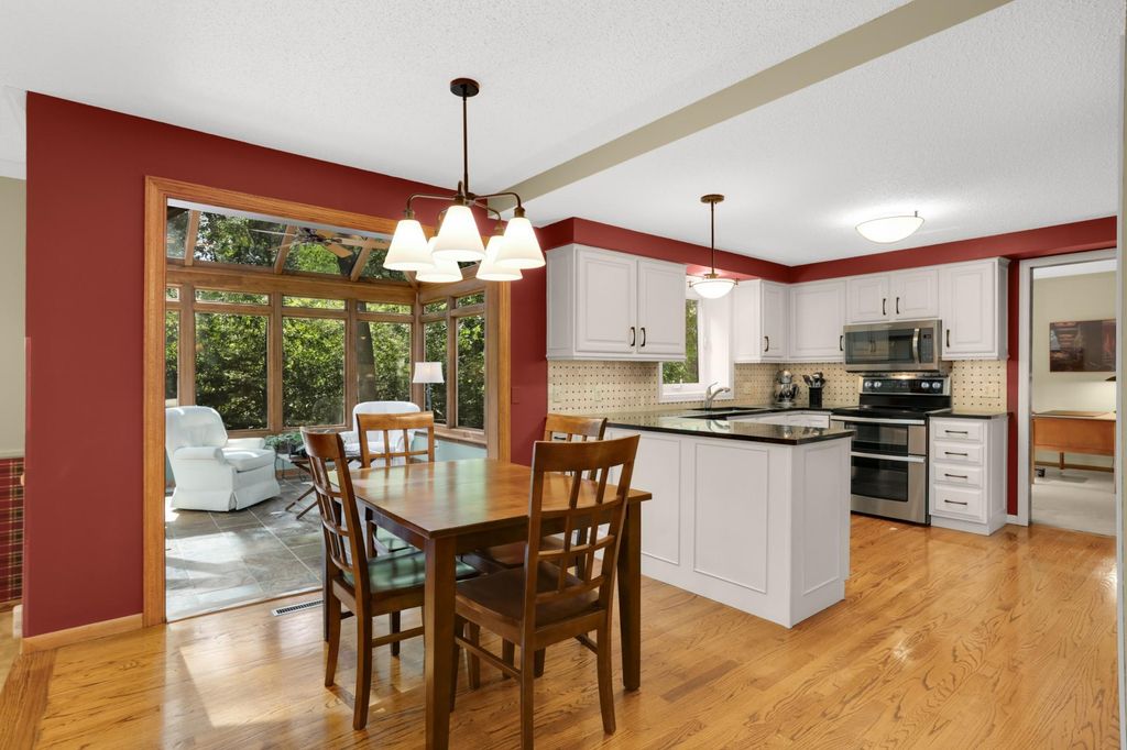 14985 Ironwood Court, Eden Prairie, MN 55346 — photo 5