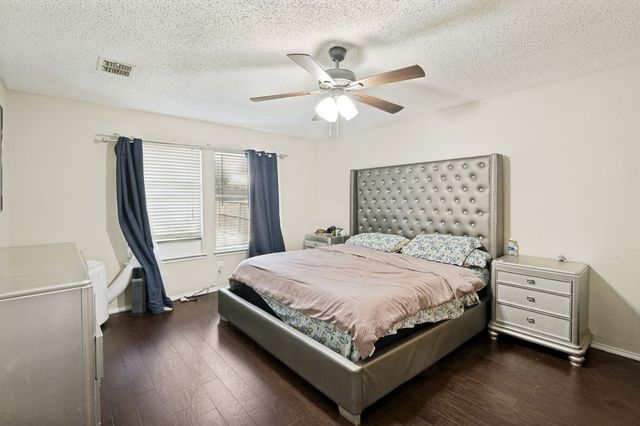1572 Brookstone Drive, Little Elm, TX 75068