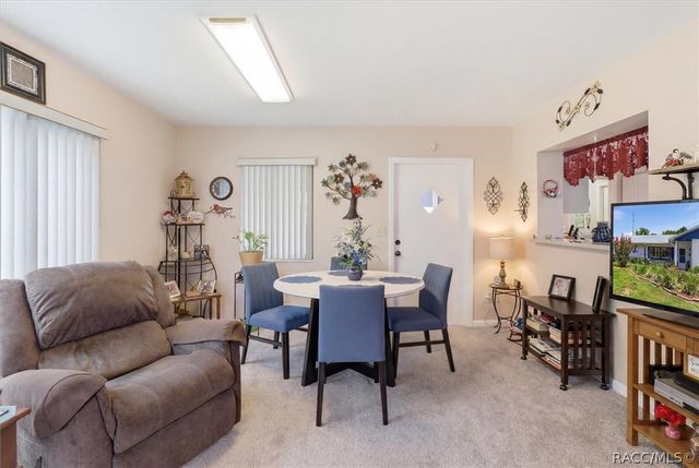 109 W Sugarberry Lane, Beverly Hills, FL 34465