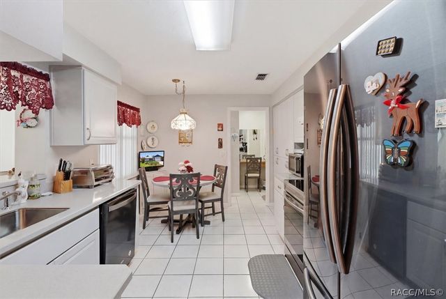 109 W Sugarberry Lane, Beverly Hills, FL 34465