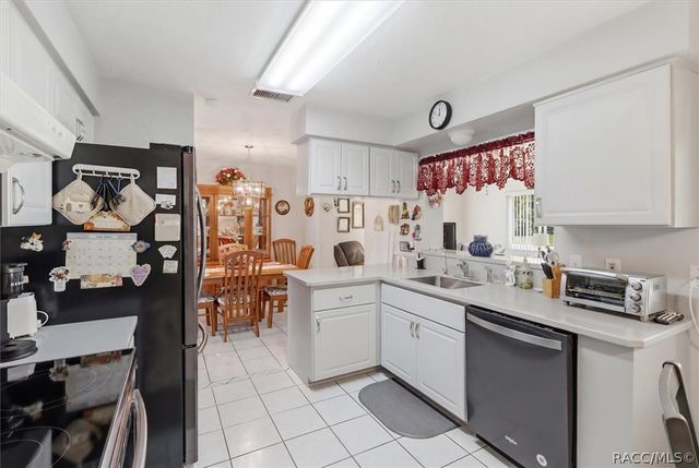 109 W Sugarberry Lane, Beverly Hills, FL 34465