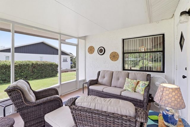 109 W Sugarberry Lane, Beverly Hills, FL 34465