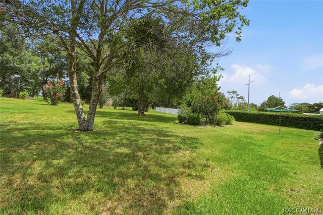 109 W Sugarberry Lane, Beverly Hills, FL 34465