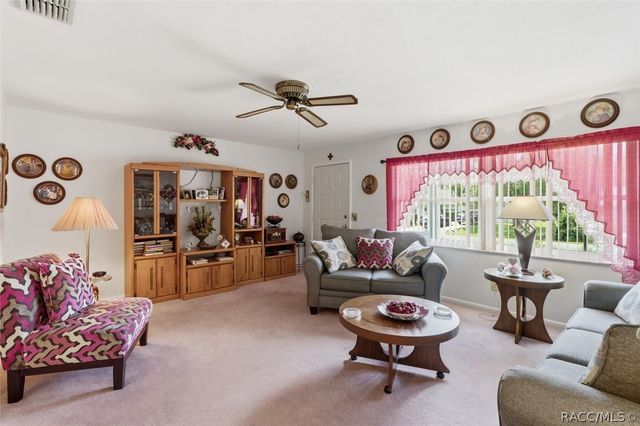 109 W Sugarberry Lane, Beverly Hills, FL 34465