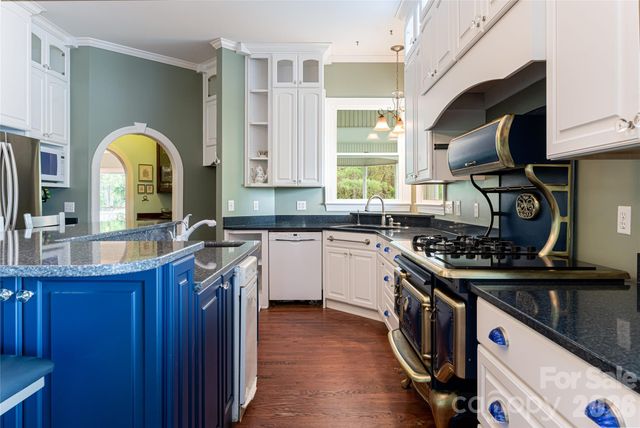 4950 Canterbury Place, Morganton, NC 28655