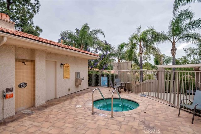 1010 La Terraza 206, Corona, CA 92879