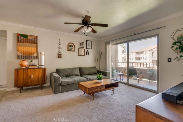 1010 La Terraza 206, Corona, CA 92879