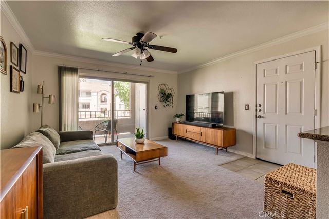 1010 La Terraza 206, Corona, CA 92879