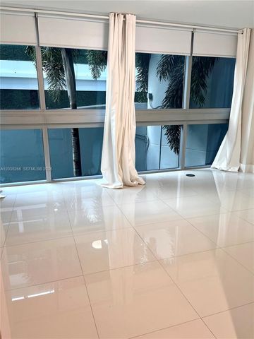 2950 NE 188th St 108, Aventura, FL 33180