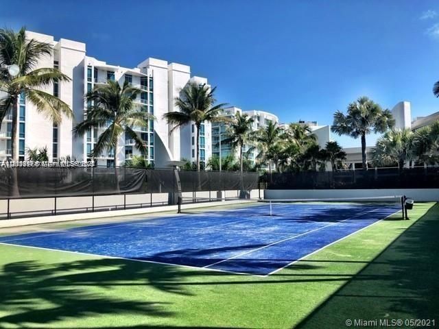 2950 NE 188th St 108, Aventura, FL 33180