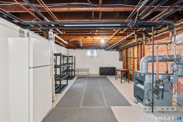 393 Campfield Avenue, Hartford, CT 06114