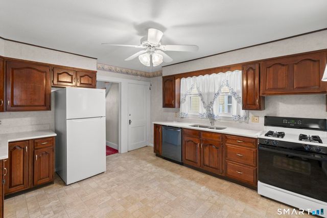 393 Campfield Avenue, Hartford, CT 06114