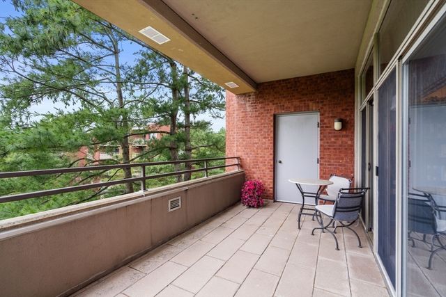 99 Florence 20-4B, Newton, MA 02467