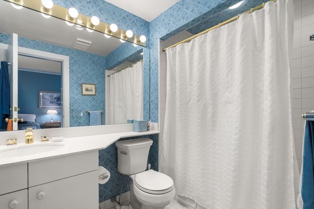 99 Florence 20-4B, Newton, MA 02467