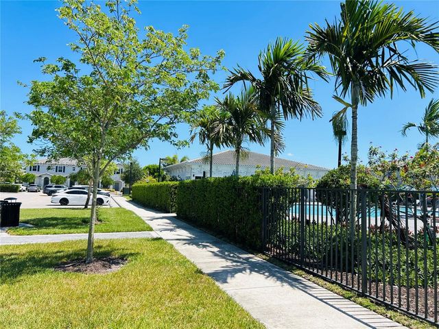 22913 SW 99th Ave, Cutler Bay, FL 33190