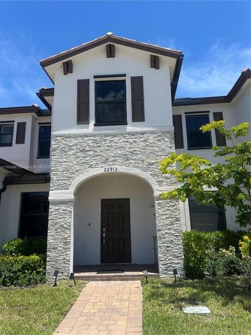 22913 SW 99th Ave, Cutler Bay, FL 33190