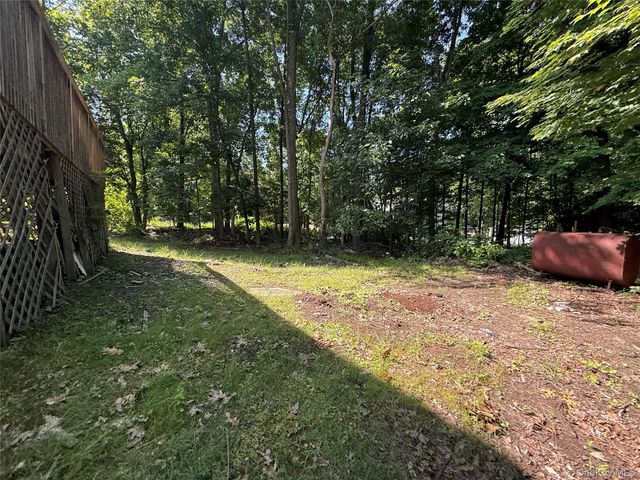 3 Galveston Drive, Monroe, NY 10950