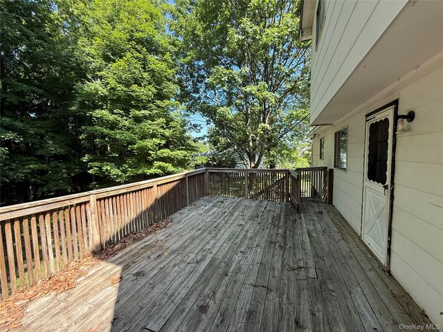 3 Galveston Drive, Monroe, NY 10950