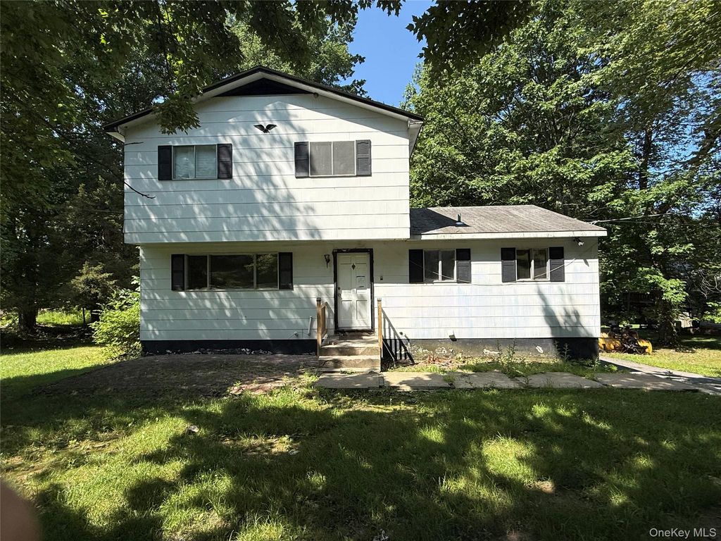 3 Galveston Drive, Monroe, NY 10950