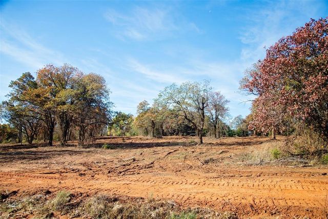 7368 Old Oak Trail, Guthrie, OK 73044