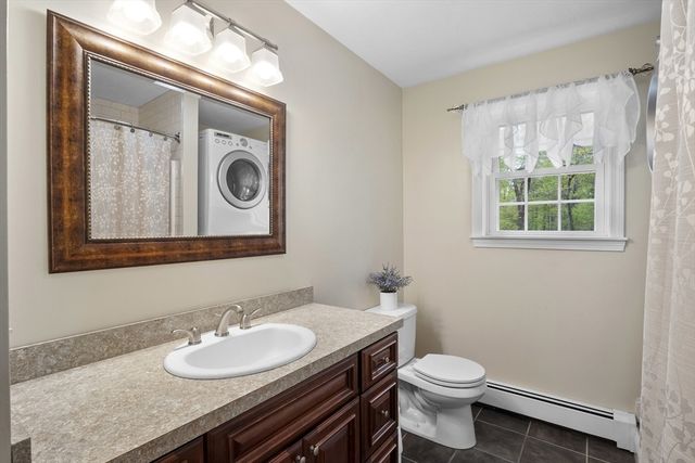 352 Durfee St, Southbridge, MA 01550