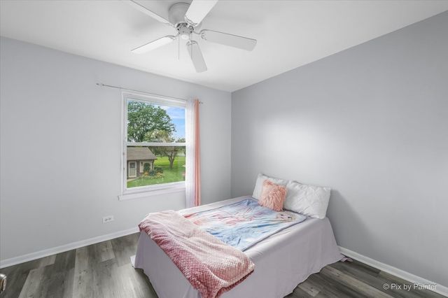 764 Gloucester Drive 764, Elk Grove Village, IL 60007