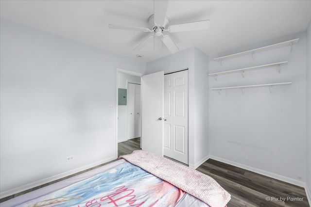 764 Gloucester Drive 764, Elk Grove Village, IL 60007