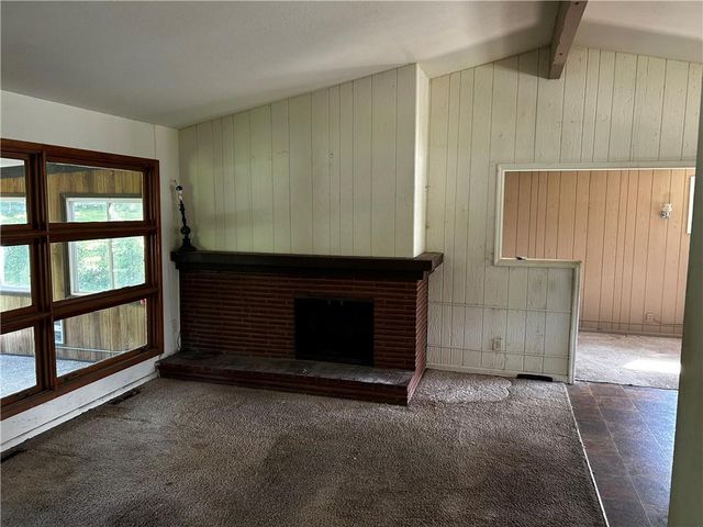 4920 E 40th Terrace, Kansas City, MO 64130