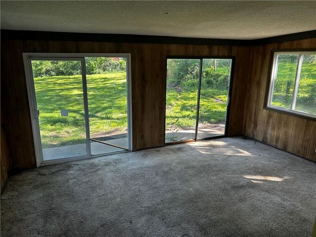 4920 E 40th Terrace, Kansas City, MO 64130