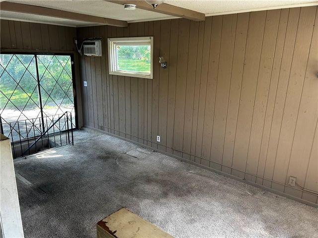 4920 E 40th Terrace, Kansas City, MO 64130