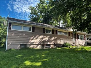 4920 E 40th Terrace, Kansas City, MO 64130