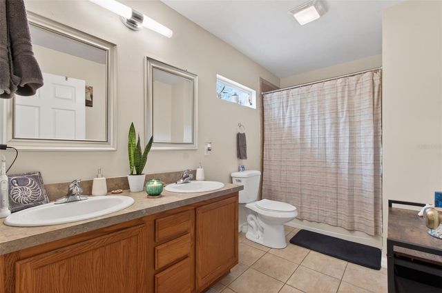 4729 NE 16TH TERRACE, Gainesville, FL 32609