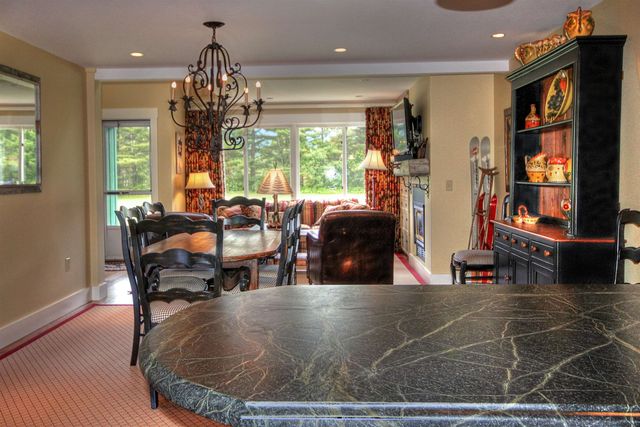 240 Village Green Dr Unit 14E, Stowe, VT 05672