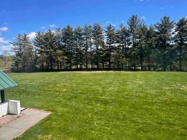 240 Village Green Dr Unit 14E, Stowe, VT 05672