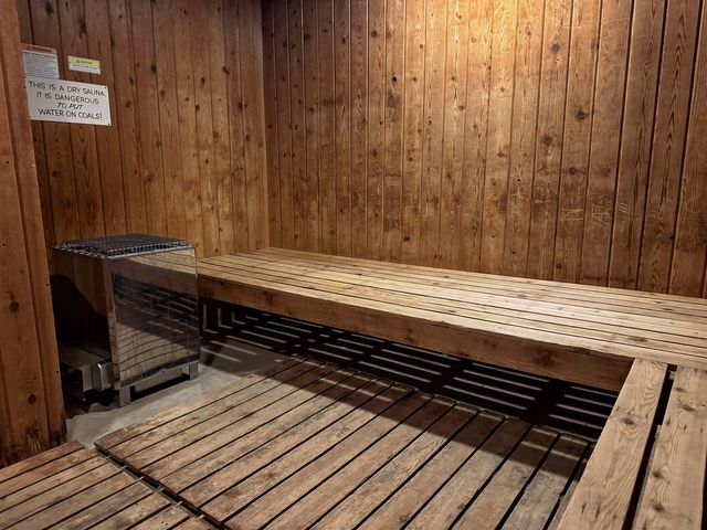 240 Village Green Dr Unit 14E, Stowe, VT 05672