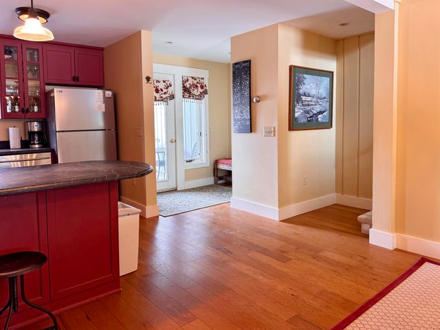 240 Village Green Dr Unit 14E, Stowe, VT 05672