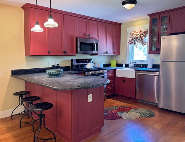 240 Village Green Dr Unit 14E, Stowe, VT 05672