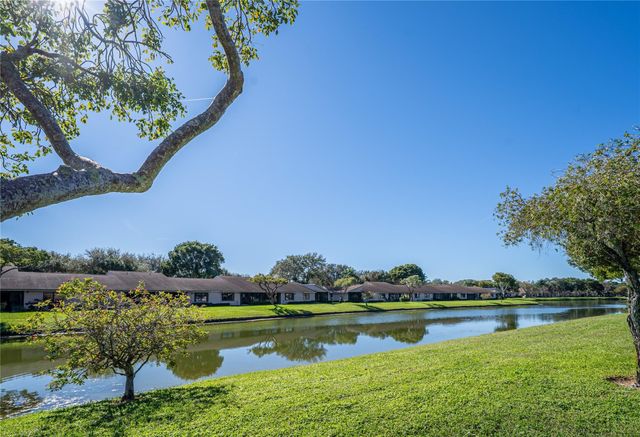 8290 Springlake Drive, Boca Raton, FL 33496