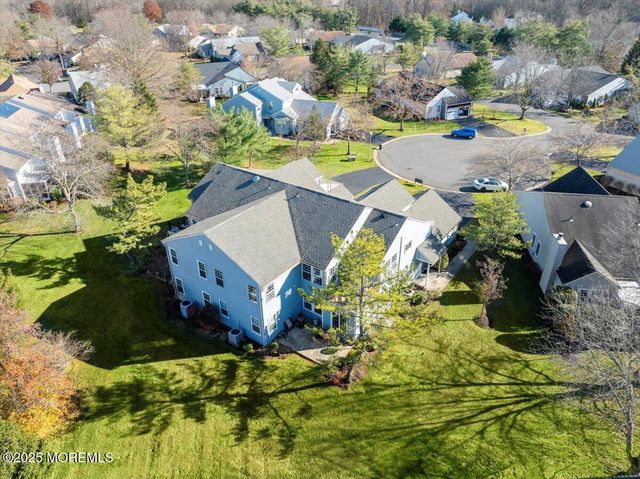 5 Wingate Court 5D, Monroe, NJ 08831