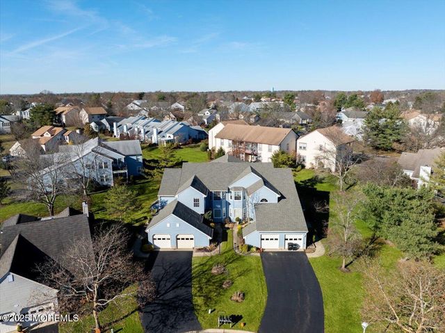 5 Wingate Court 5D, Monroe, NJ 08831