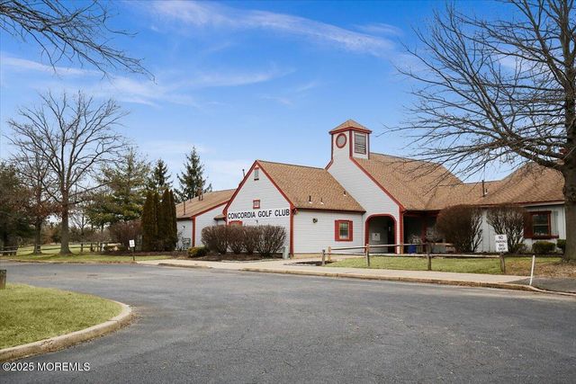 5 Wingate Court 5D, Monroe, NJ 08831