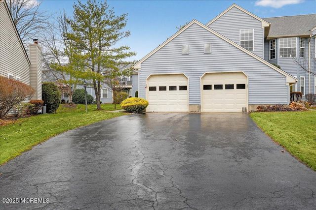 5 Wingate Court 5D, Monroe, NJ 08831