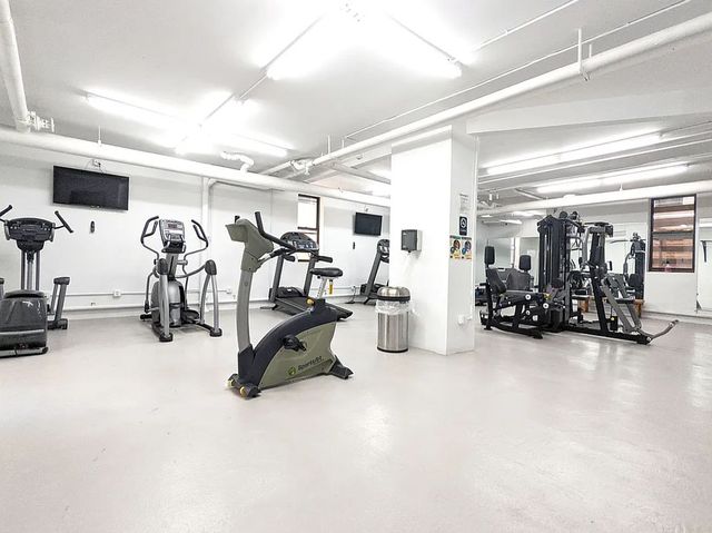 2451 38th St Apt 1A, New York City, NY 11103