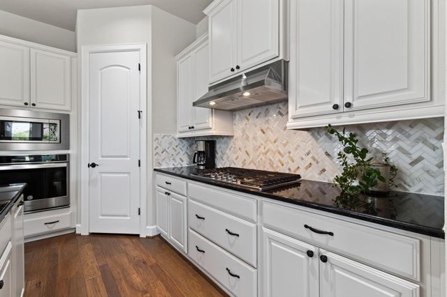 108 Dreaming Plum LN, San Marcos, TX 78666